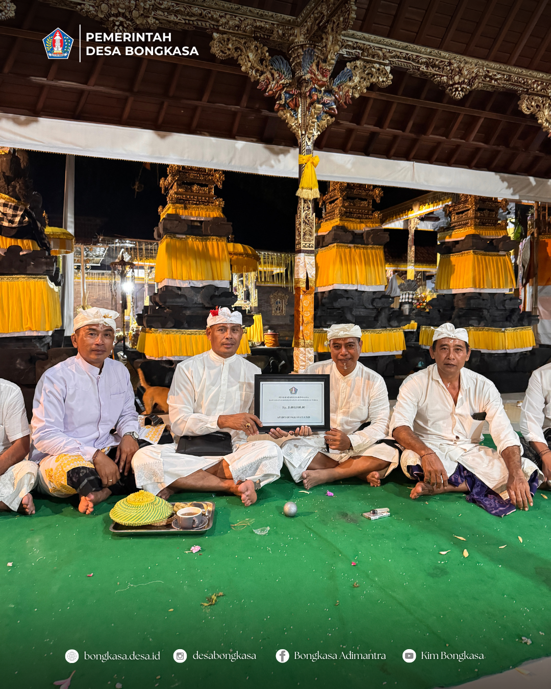 Menghadiri Uleman Piodalan Pura
